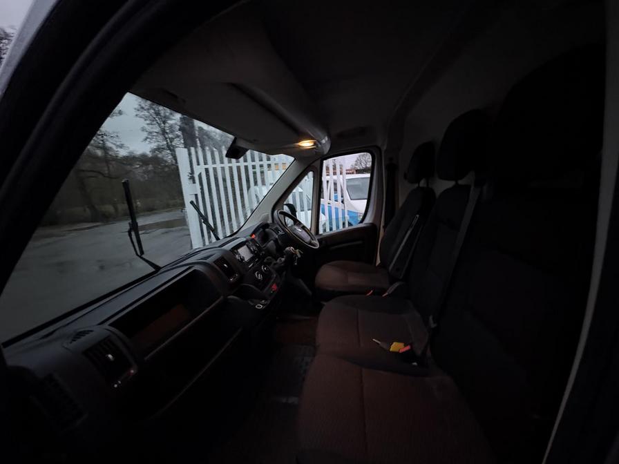 2022 Vauxhall Movano – Model: Movano L2H2 F3500 Dynamic TD S/S – YE22OKP