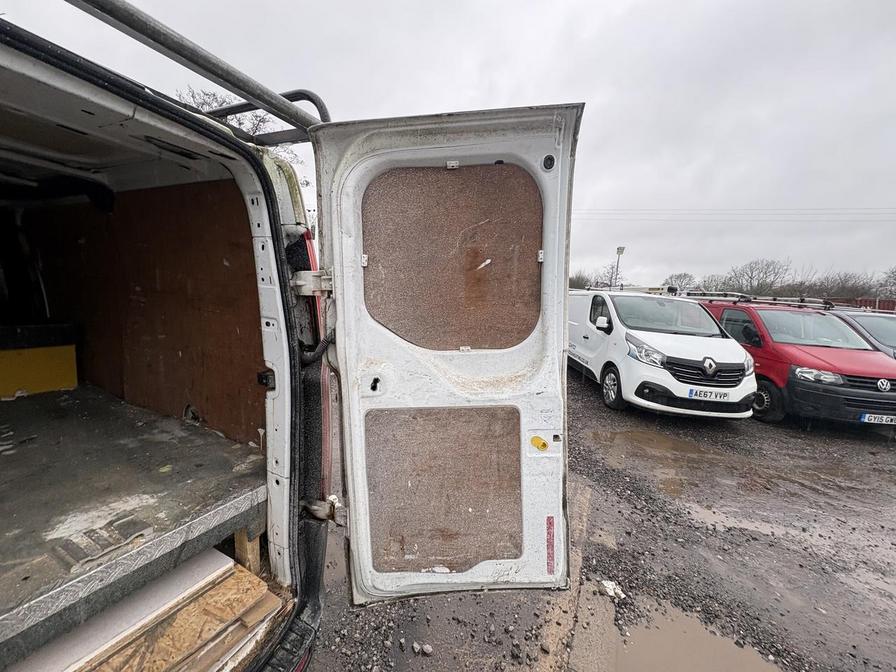 2014 Ford Transit Custom – Model: Transit Custom 290 E-Tech – MJ14KVR