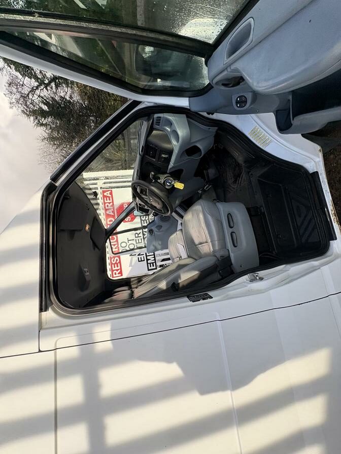 2012 Ford Transit – Model: Transit 125 T330 FWD – FN62XPA