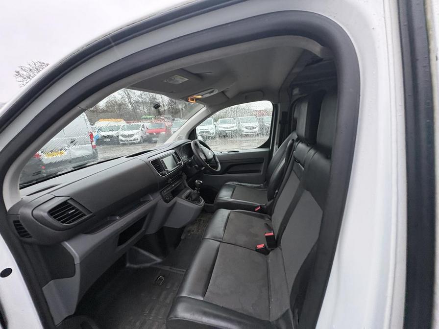 2017 Citroen Dispatch – Model: Dispatch 1400 Enterprise Blue HDi S/S – BX67HKM