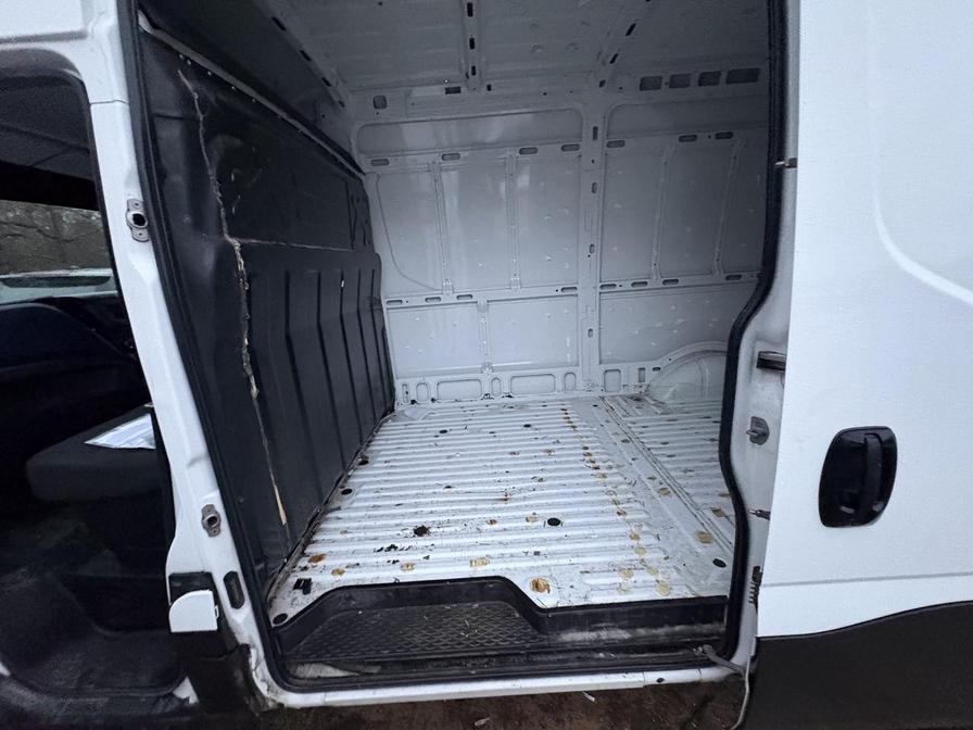 2021 Iveco Daily – Model: Daily 35S14B Auto – PXZ8712