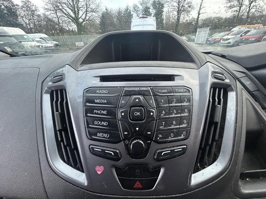 2017 Ford Transit Custom – Model: Transit Custom 270 Limited – PN67WWX