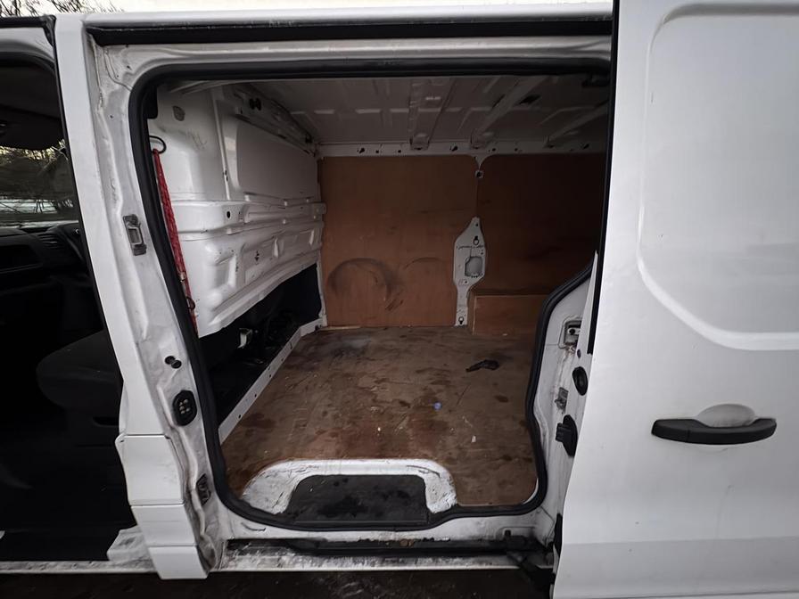 2016 Vauxhall Vivaro – Model: Vivaro  2900 Sportive CDTi – DU66LAO