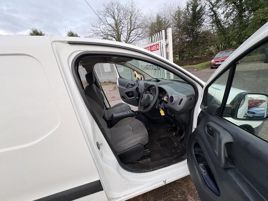 2014 Peugeot Partner – Model: Partner 850 S L1 HDi – NX64ZCO