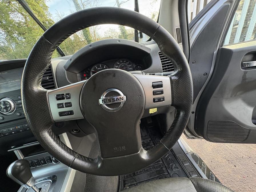 2015 Nissan Navara – Model: Navara Tekna dCi Auto – SK65CKJ