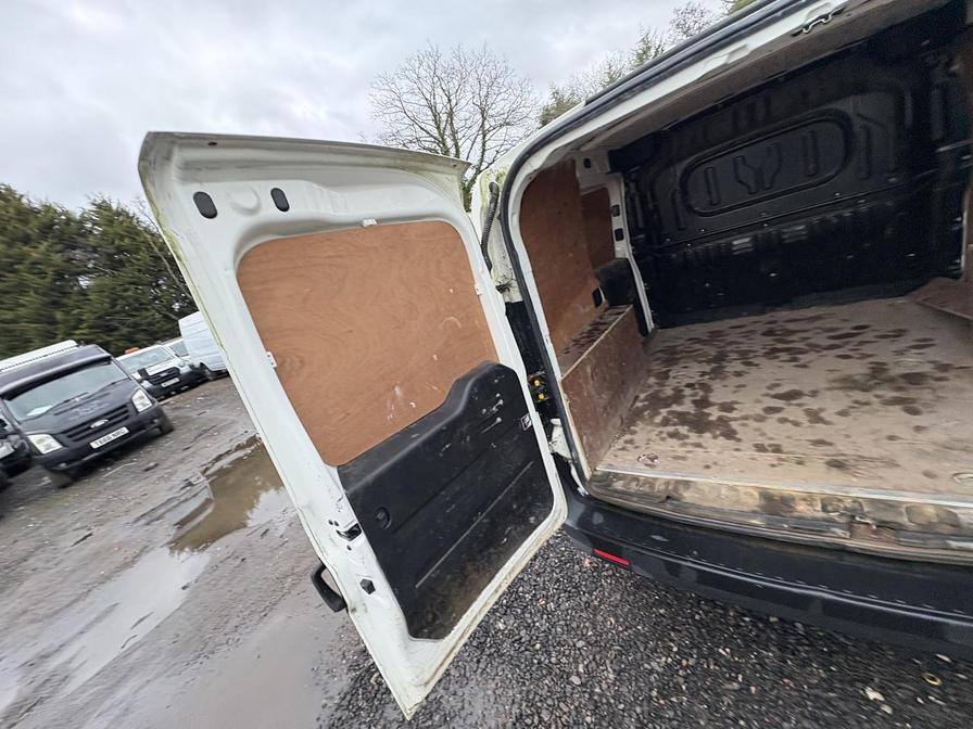 2017 Vauxhall Combo – Model: Combo 2000 CDTi – WN17VHC