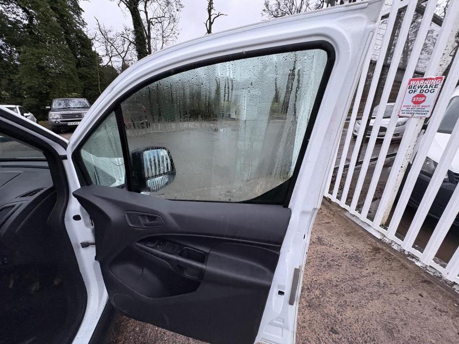 2017 Ford Transit Connect – Model: Transit Connect 200 – BJ17ULR