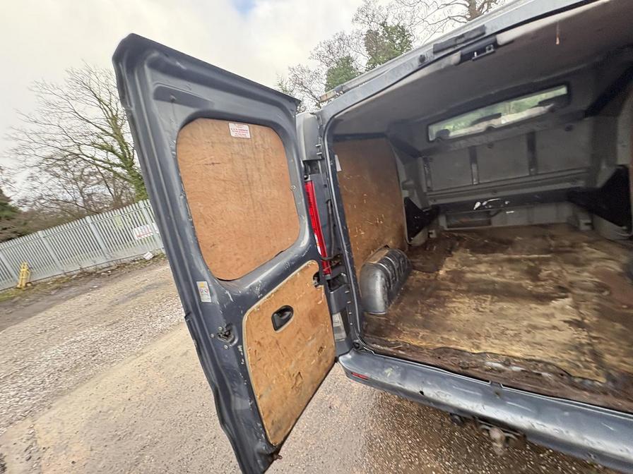 2012 Renault Trafic – Model: Trafic LL29 Sport DCI – GJ62GVD