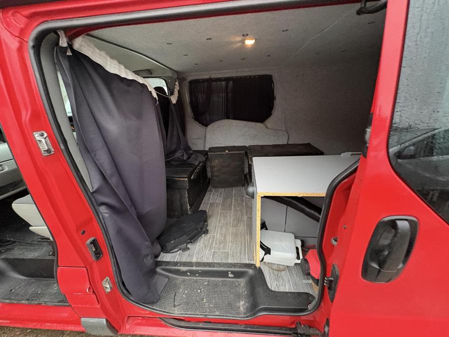 2007 Vauxhall Vivaro – Model: Vivaro  2900 CDTI LWB – FH57JRV