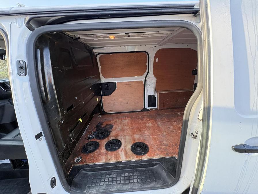 2019 Peugeot Expert – Model: Expert Professional L1 Blue HDi – NU69VFN