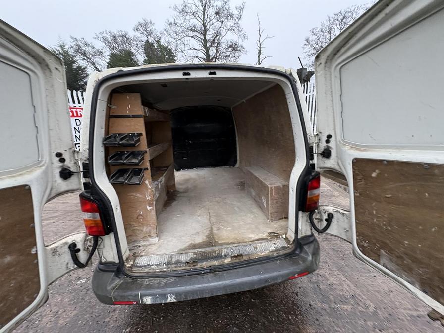 2008 Volkswagen Transporter – Model: Transporter T30 102 TDI LWB – RF58EYL