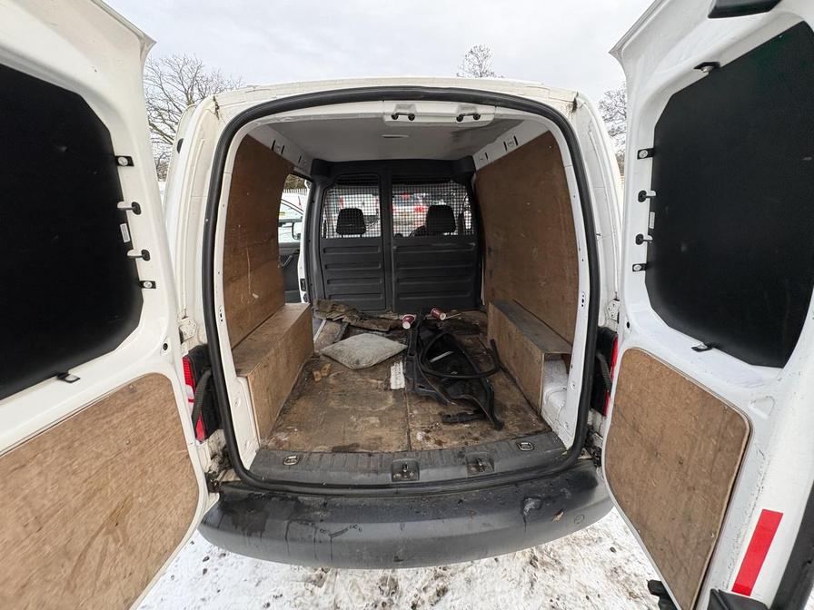 2011 Volkswagen Caddy – Model: Caddy C20 BlueMotion TDI 102 – PE61XYJ