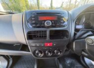 2016 Vauxhall Combo – Model: Combo 2000 L1H1 CDTi – EX66NVM