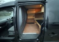 2015 Volkswagen Caddy – Model: Caddy C20 Highline TDI – GV15USO