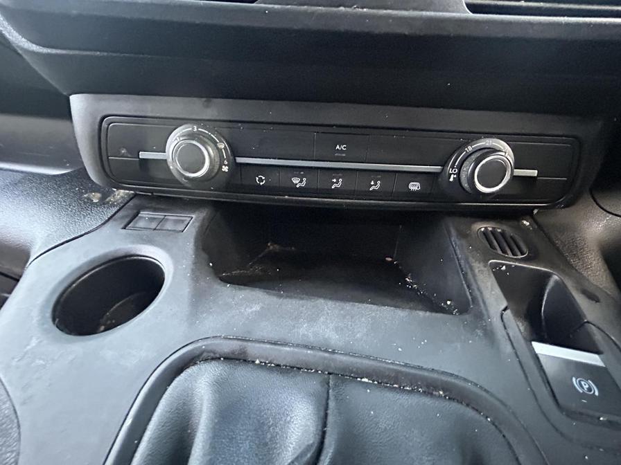 2021 Vauxhall Combo – Model: Combo 2000 Griffin Edition TD – LV71TKJ