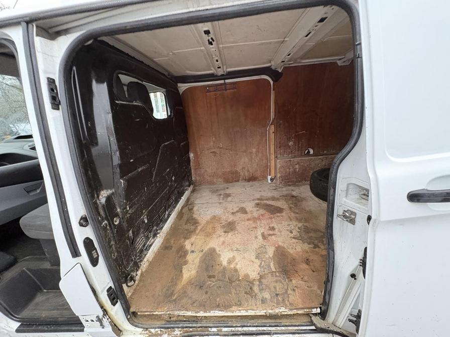 2014 Ford Transit Custom – Model: Transit Custom 270 E-Tech – BK64OVE