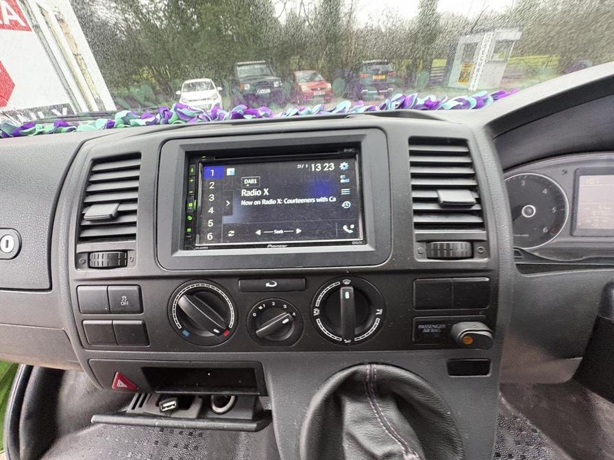 2011 Volkswagen Transporter – Model: Transporter T30 84 TDI SWB – SB11VFA