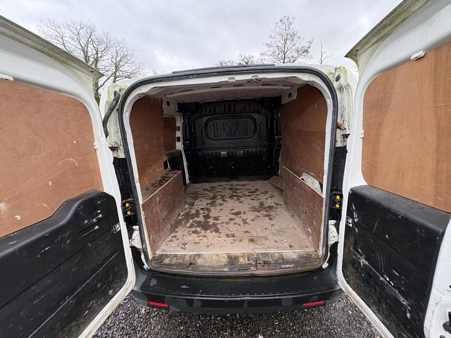 2017 Vauxhall Combo – Model: Combo 2000 CDTi – WN17VHC