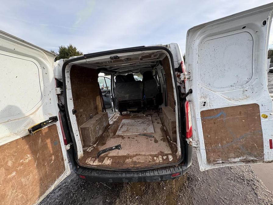 2015 Ford Transit Custom – Model: Transit Custom 290 E-Tech – BX15XJB