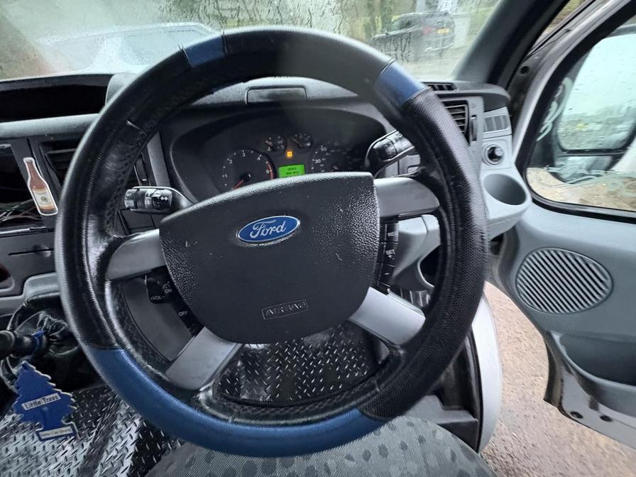 2009 Ford Transit – Model: Transit 140 T300 MWB FWD – AF59JUY