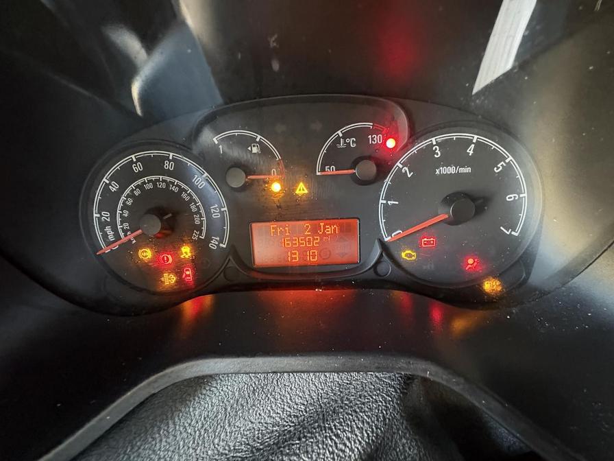 2016 Vauxhall Combo – Model: Combo 2000 L1H1 CDTi – EX66NVM