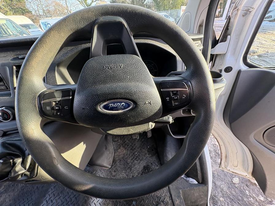 2018 Ford Transit Custom – Model: Transit Custom 300 Base – AV18VFP