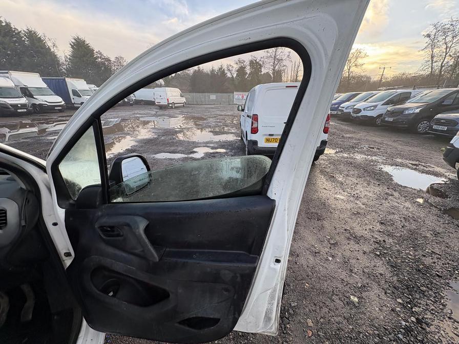 2013 Citroen Berlingo – Model: Berlingo 625 LX HDi – LG63UHF