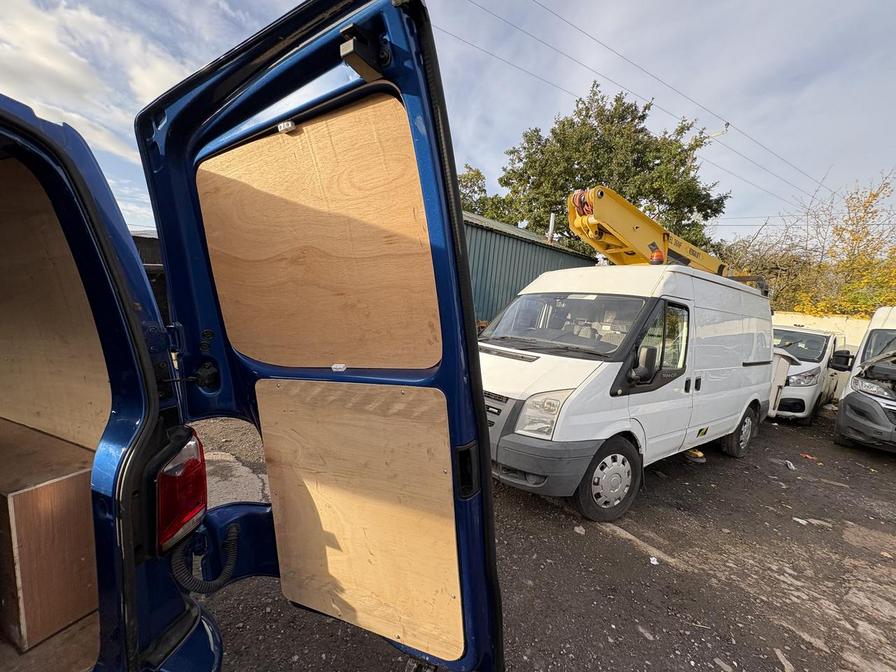 2024 Volkswagen Transporter – Model: Transporter T28 HighLine TDI – DU74BVC