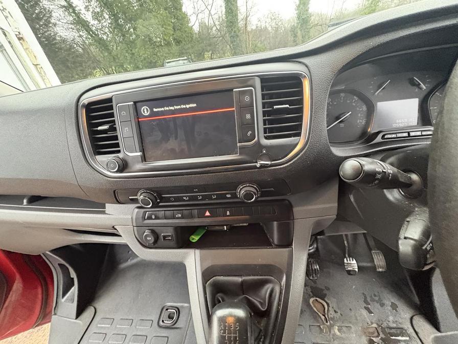 2017 Citroen Dispatch – Model: Dispatch 1400 Enterprise Blue HDi S/S – GU67XKW