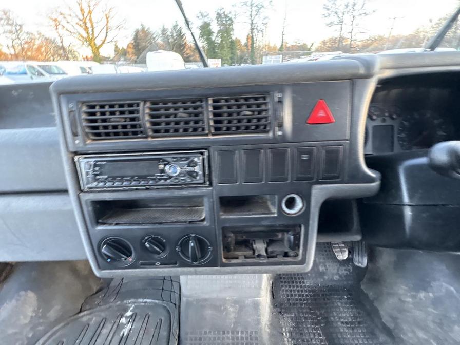 2001 Volkswagen Transporter – Model: 1200 TDI SWB – FP51OZC