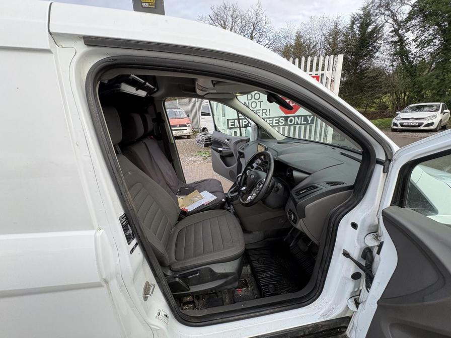 2019 Ford Transit Connect – Model: Transit Connect 240 Limited TDCi Auto – RY68OJD