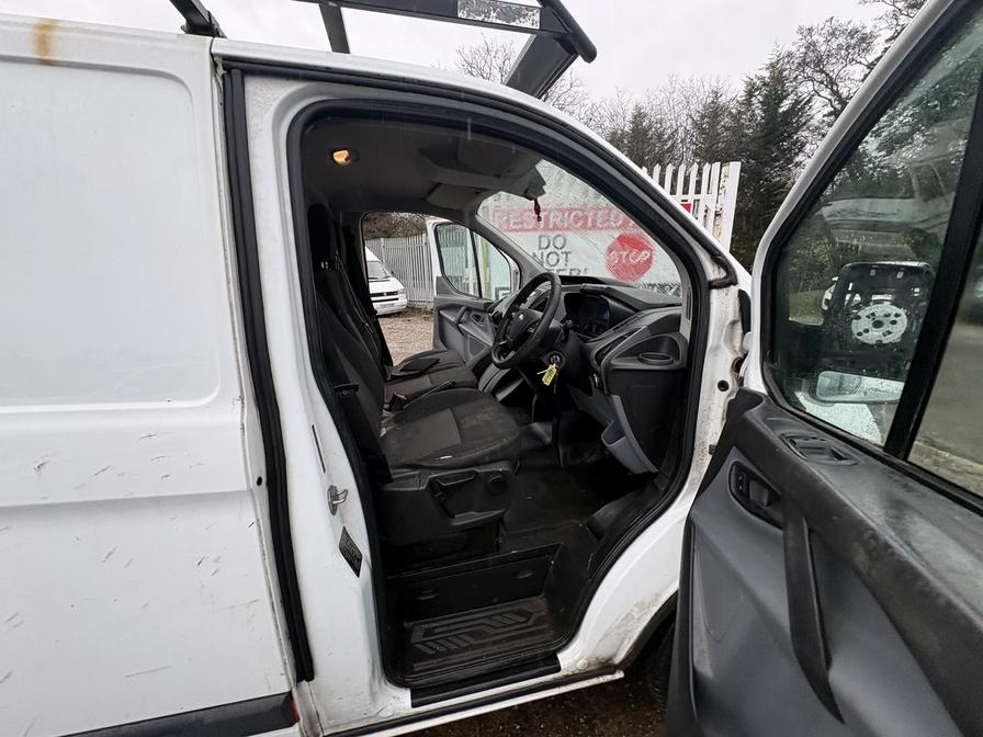 2014 Ford Transit Custom – Model: Transit Custom 290 E-Tech – MJ14KVR