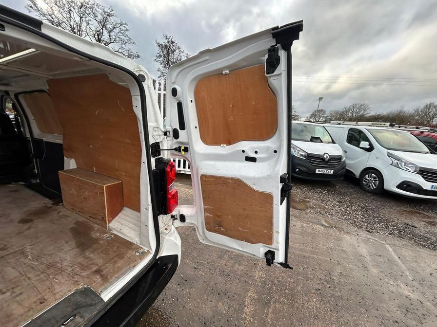 2021 Vauxhall Vivaro – Model: Vivaro 2900 Sportive S/S – DV21HDU