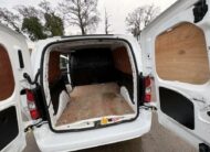 2020 Vauxhall Combo – Model: Combo 2300 Sportive S/S – DV70UHU