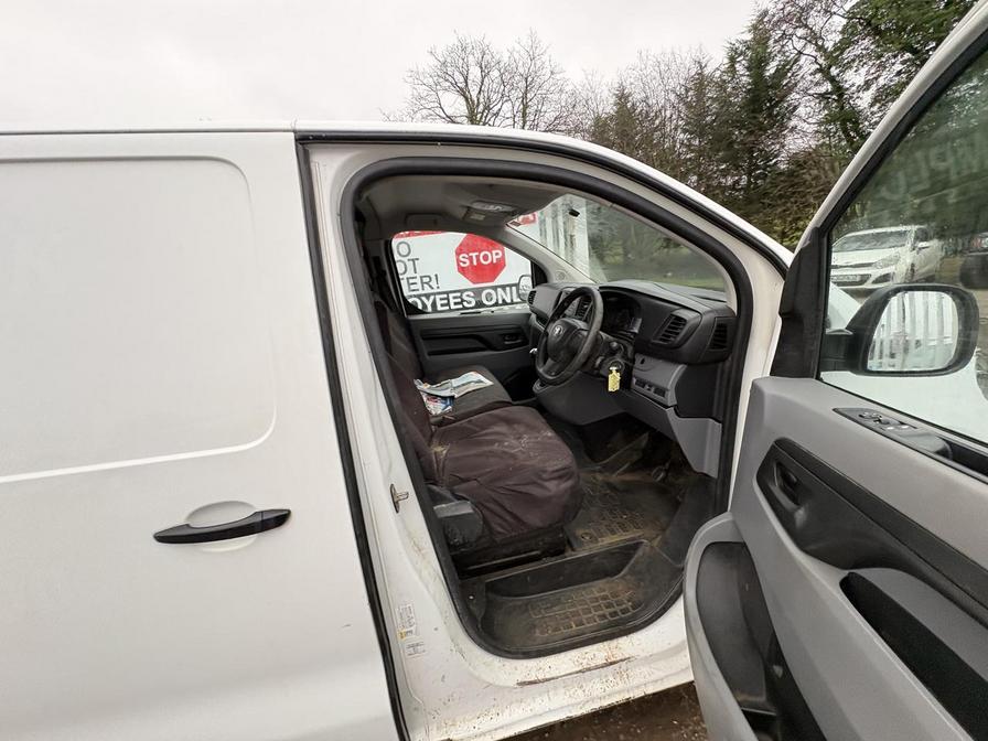 2017 Toyota Proace – Model: Proace Base – NX17SXC