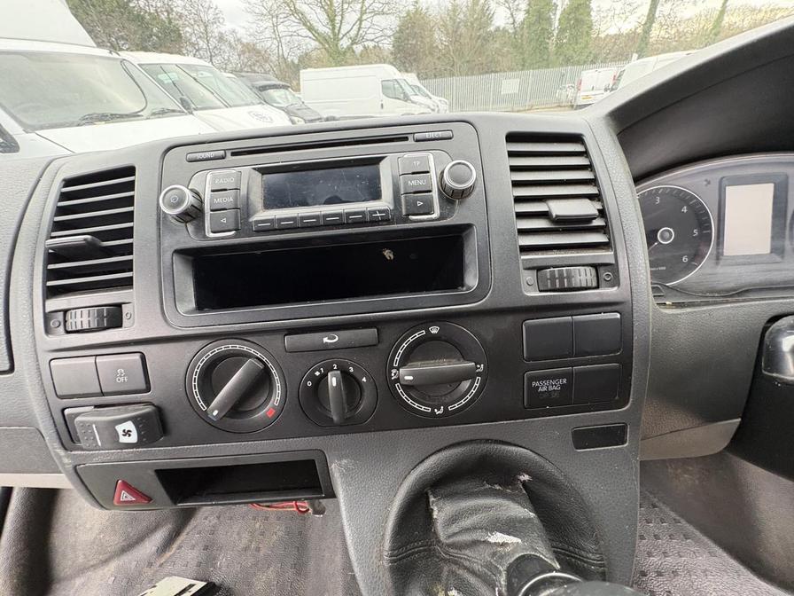 2014 Volkswagen Transporter – Model: Transporter T28 StartLine TDI – RE14OTL