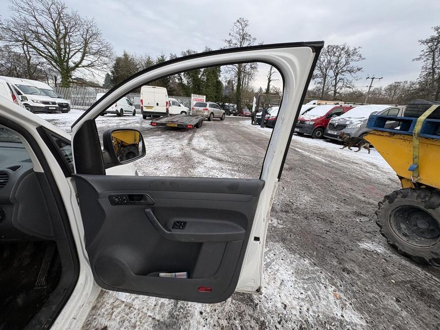 2011 Volkswagen Caddy – Model: Caddy C20 BlueMotion TDI 102 – PE61XYJ