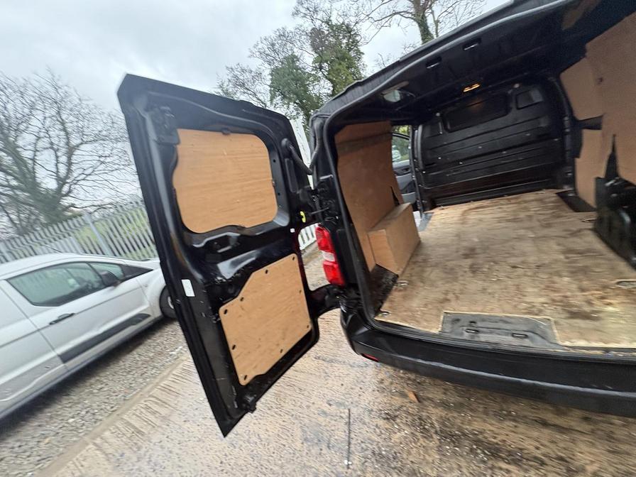 2021 Vauxhall Vivaro – Model: Vivaro 2900 Edition S/S – LB21SZN