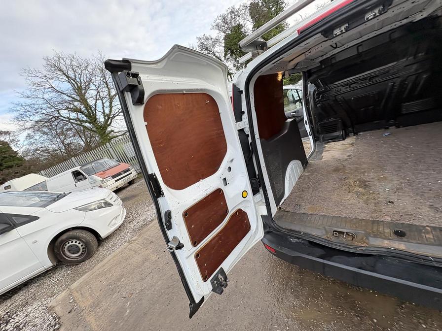 2019 Ford Transit Connect – Model: Transit Connect 240 Limited TDCi Auto – RY68OJD
