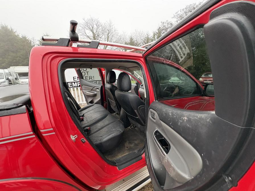 2018 Mitsubishi L200 – Model: L200 Warrior DI-D – VK18JFJ