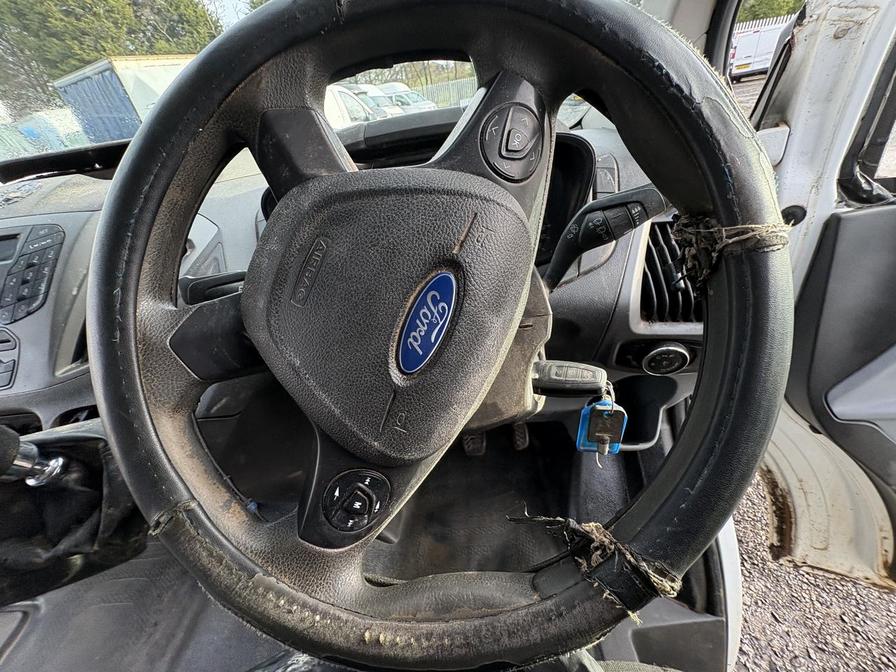 2015 Ford Transit Custom – Model: Transit Custom 290 E-Tech – BX15XJB