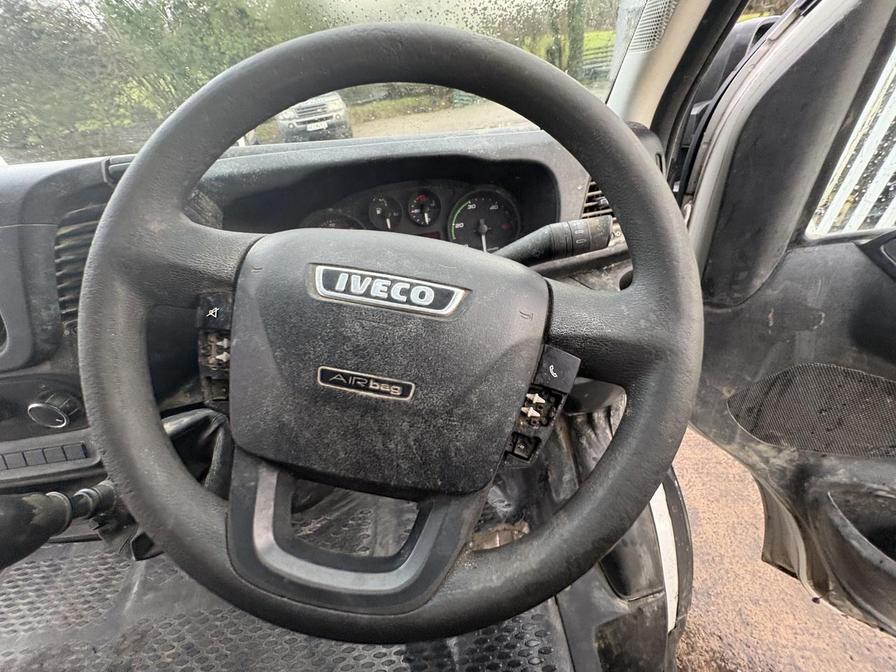 2015 Iveco Daily – Model: Daily 35S13 MWB – HN15WZS