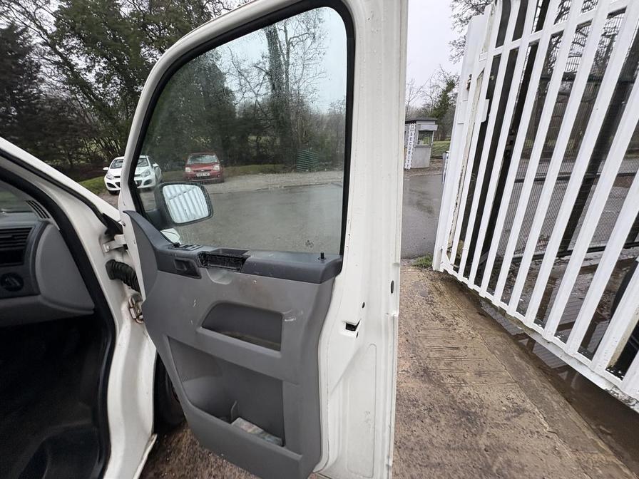 2008 Volkswagen Transporter – Model: Transporter T30 102 TDI LWB – RF58EYL