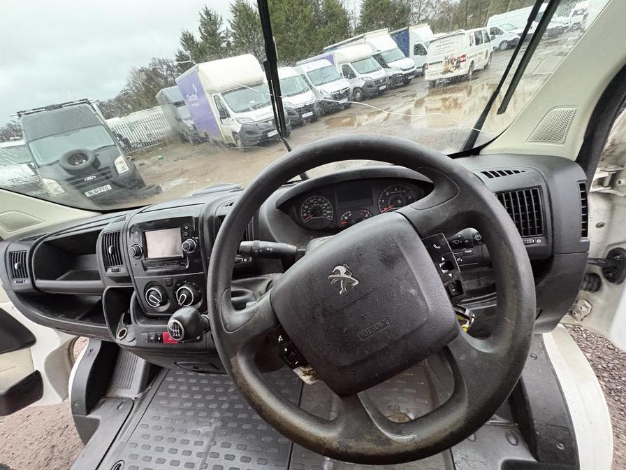 2020 Peugeot Boxer – Model: Boxer 335 Professional L3H2 Blue HDi – BJ20YPO