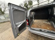 2020 Vauxhall Combo – Model: Combo 2000 LE Nav S/S – VE70AYH/M11AJL