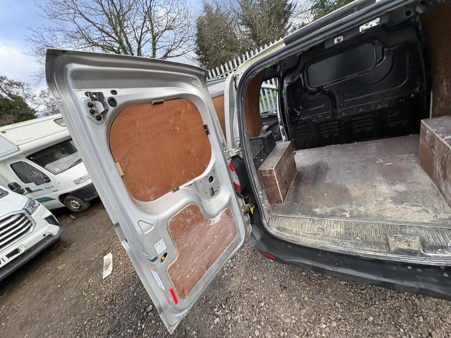 2017 Ford Transit Courier – Model: Transit Courier Trend TDCI – ML67VBO