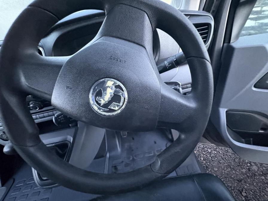 2019 Vauxhall Vivaro – Model: Vivaro 2900 Sportive S/S – DU69ZZA