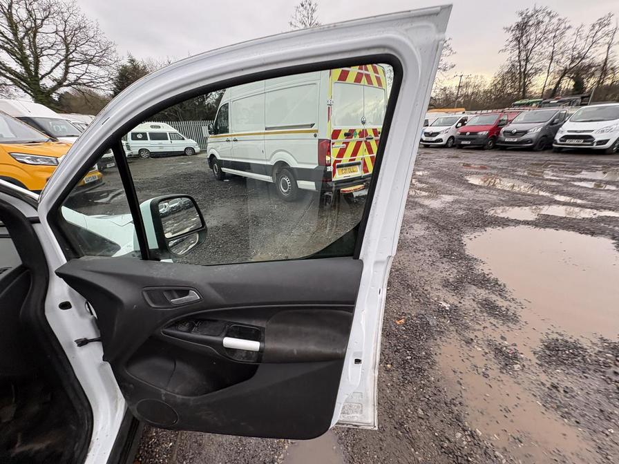 2018 Ford Transit Connect – Model: Transit Connect 200 Limited – CP18DJU