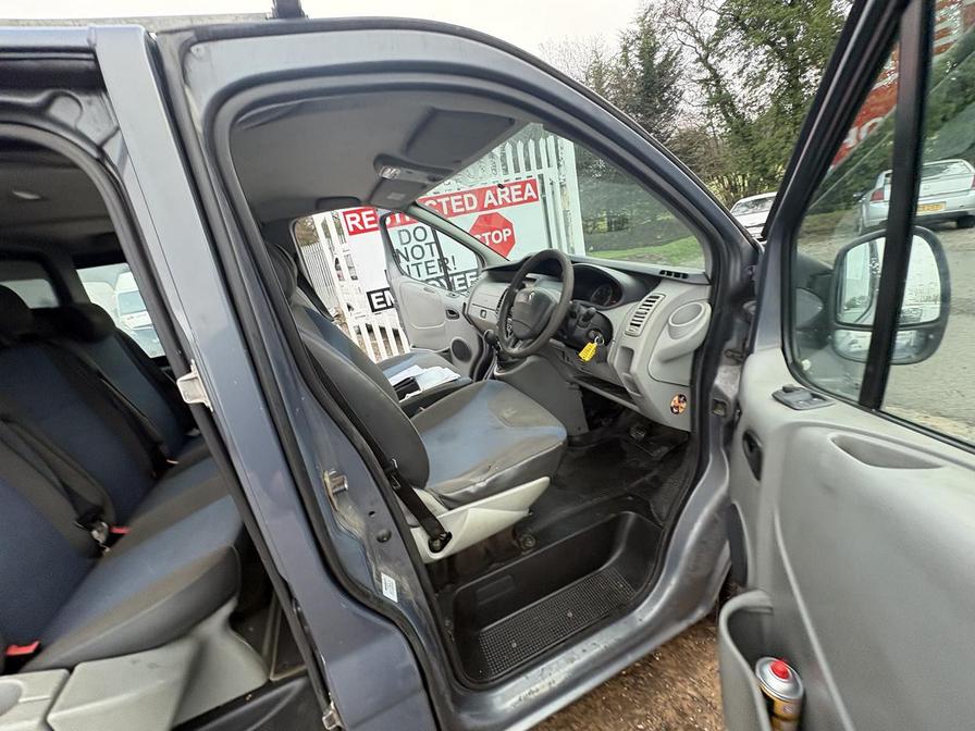 2012 Renault Trafic – Model: Trafic LL29 Sport DCI – GJ62GVD