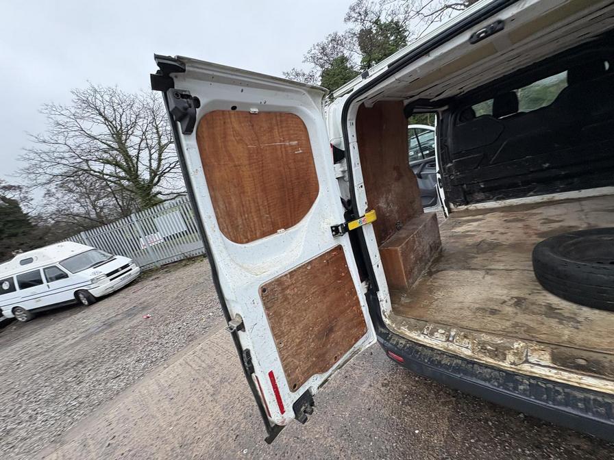 2014 Ford Transit Custom – Model: Transit Custom 270 E-Tech – BK64OVE